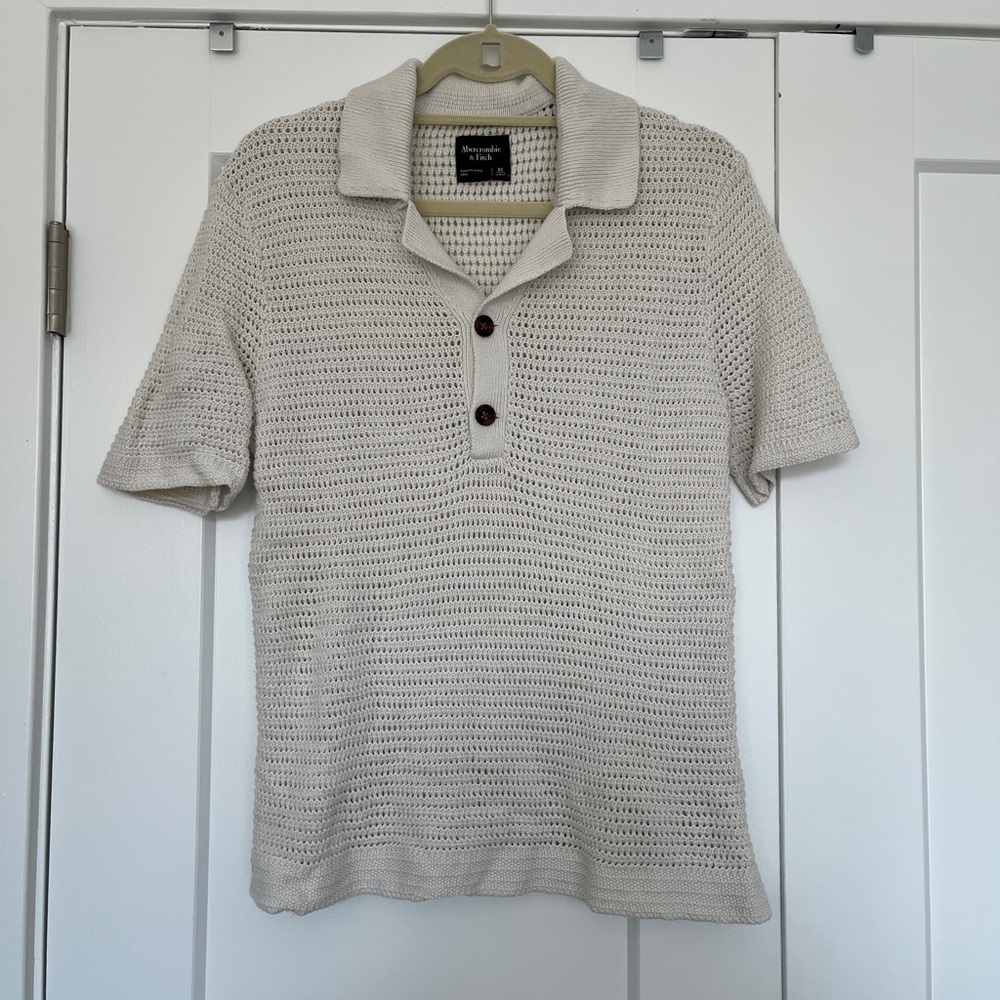 Men's Two-Button Camp Collar Sweater Polo